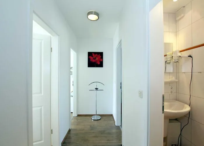 Badestra_e 80_ Whg_ 8_ Goting Hus *